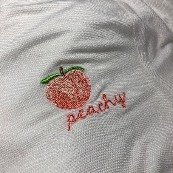 White Peachy Tee - Picture 5 of 5